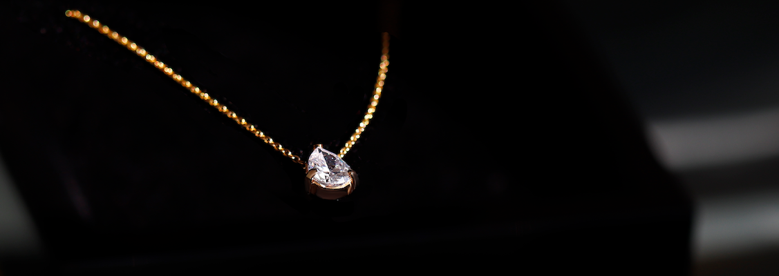 COLLIER