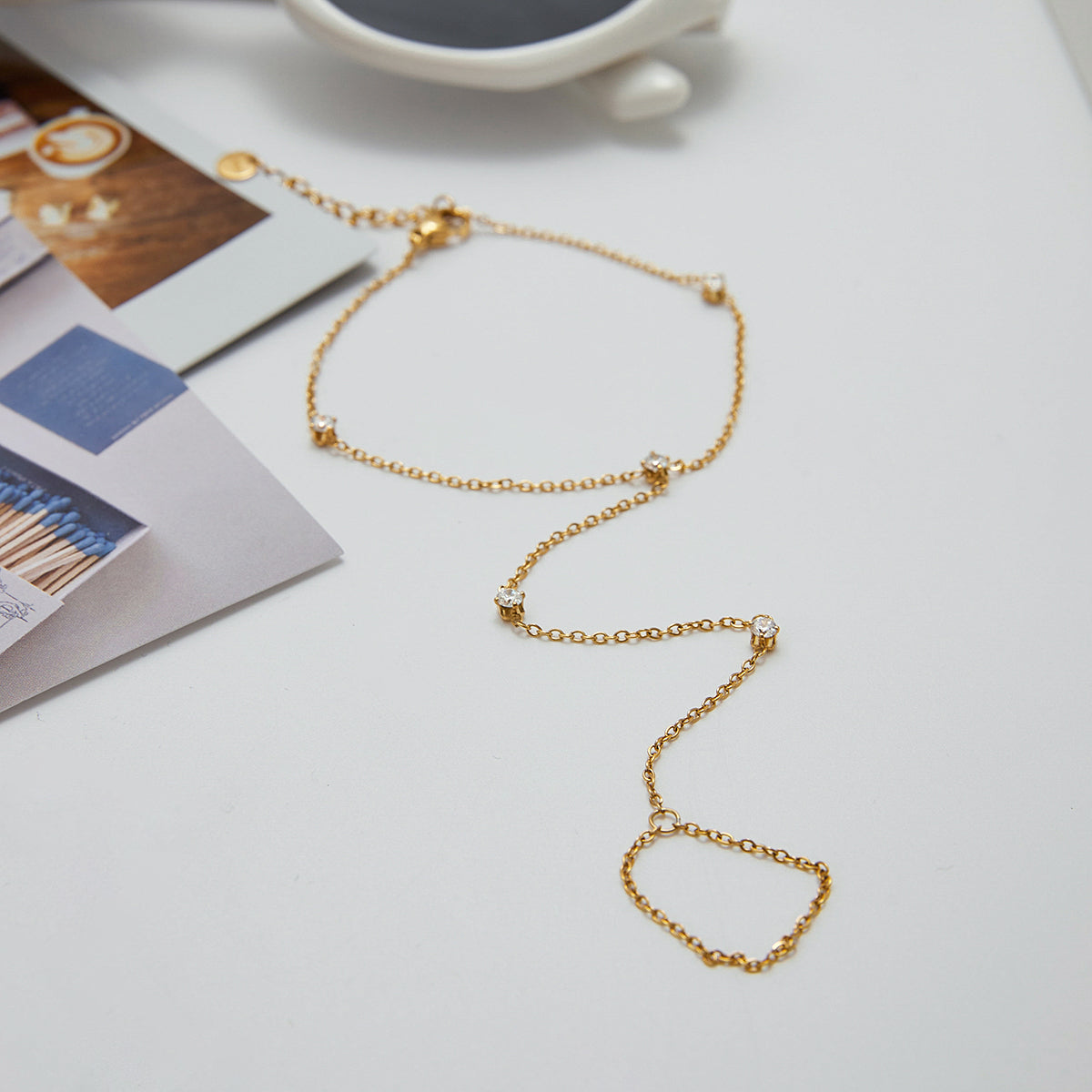 BRACCIALE BACIAMANO CON ZIRCONI | PLACCATO ORO